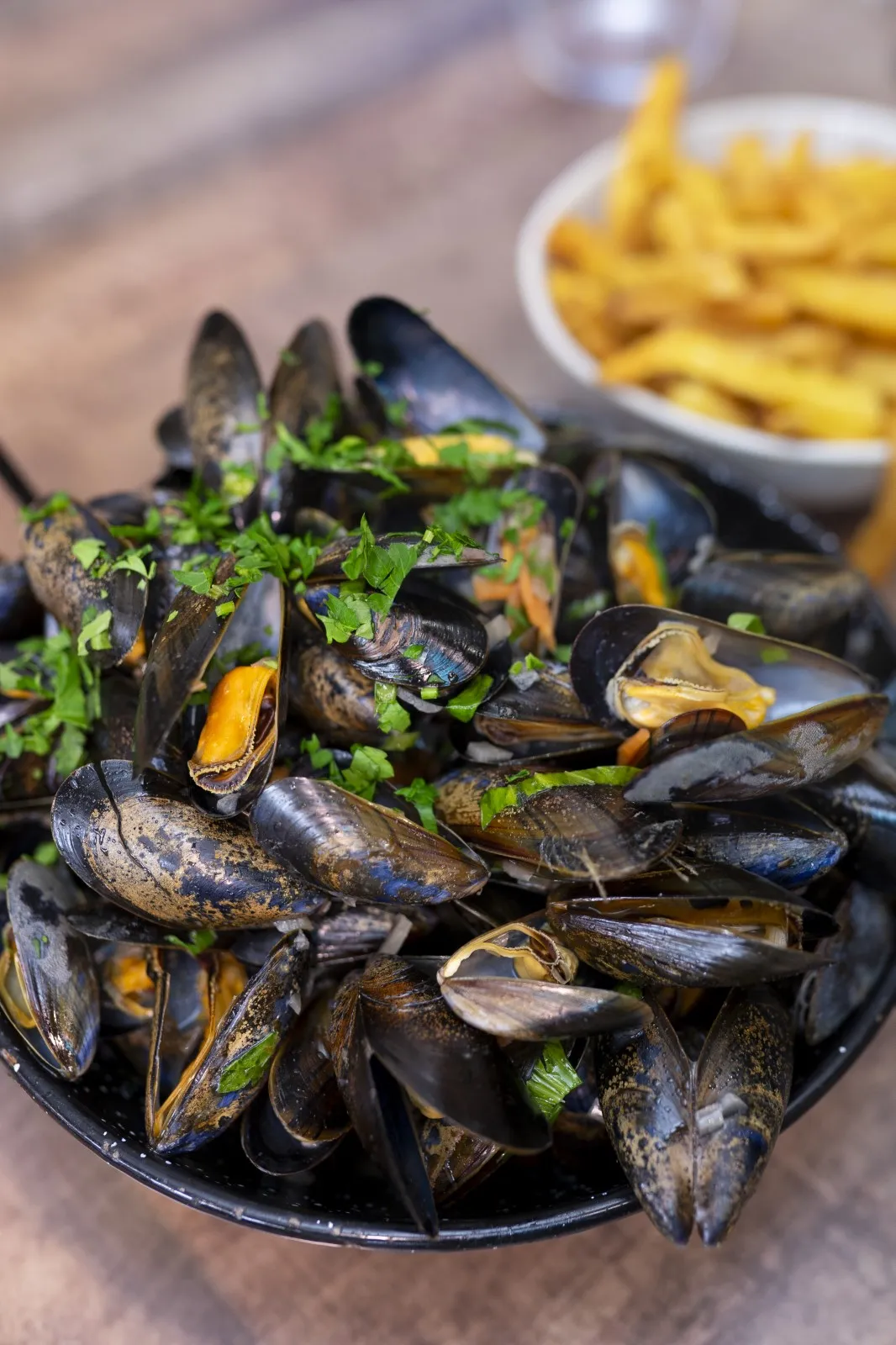 Moules Marinières à Vieux-Boucau : un classique incontournable au Tivoli
